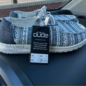NWT Women’s Hey Dude’s Size 10